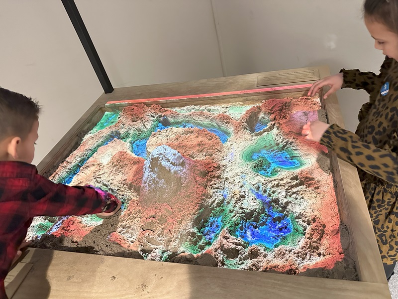 Huis van Hilde interactieve zandbak